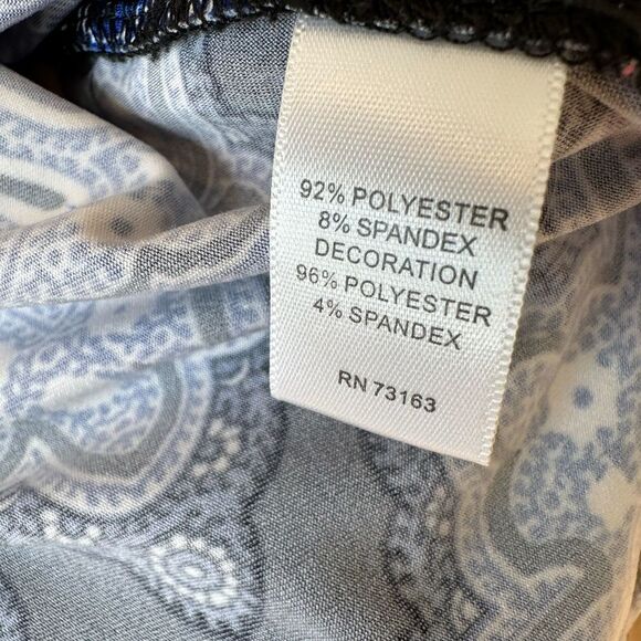 3/4” Sleeve Crew Neck Top Pattern  Blues/White  Size Small - Picture 12 of 13